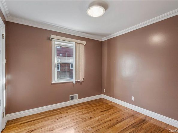 57-81 228 Street, Flushing NY 11364