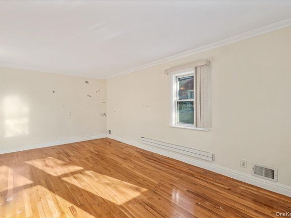 57-81 228 Street, Flushing NY 11364