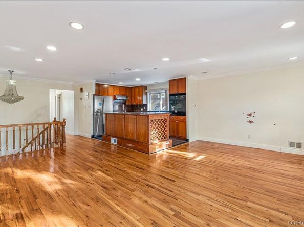 57-81 228 Street, Flushing NY 11364