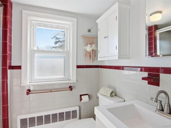 105 Dogwood Road, Northport NY 11768