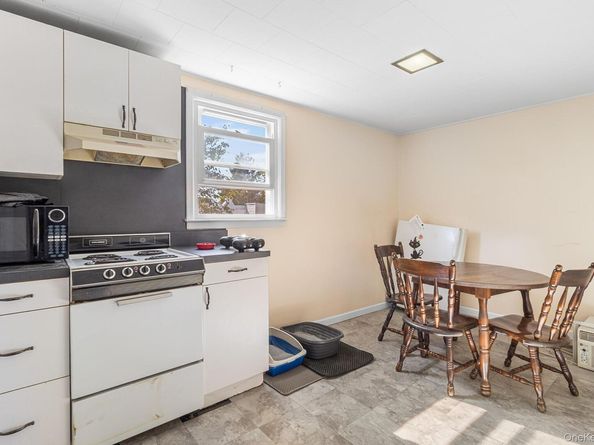 500 Willow Street, South Hempstead NY 11550