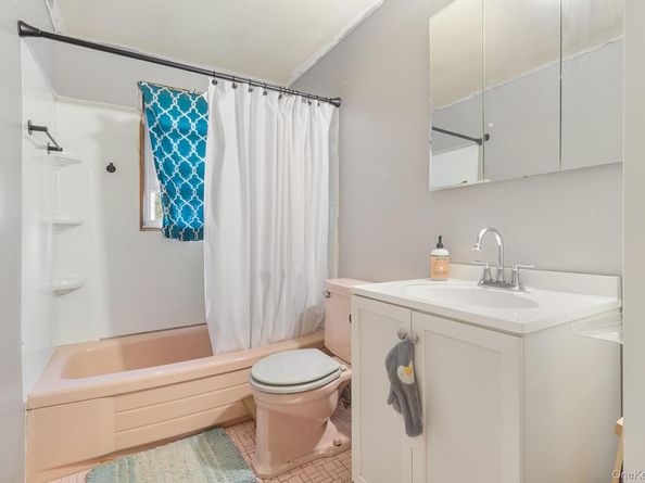 500 Willow Street, South Hempstead NY 11550