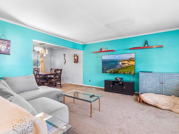 500 Willow Street, South Hempstead NY 11550