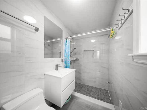 134-54 Maple Avenue 3W, Flushing NY 11355