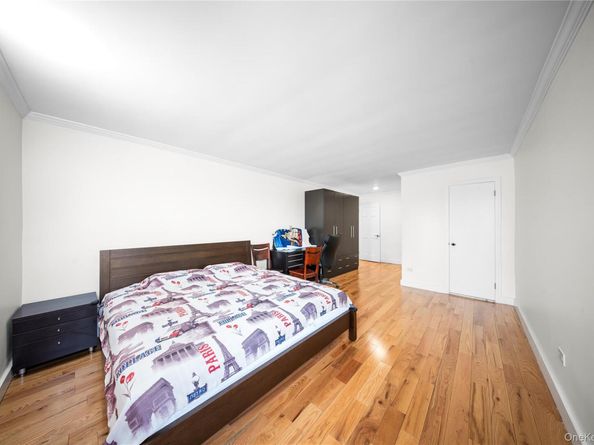 134-54 Maple Avenue 3W, Flushing NY 11355