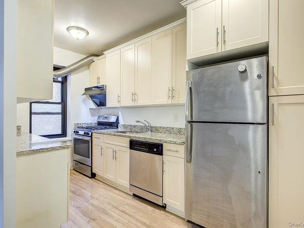 67-76 Booth Street 4F, Forest Hills NY 11375
