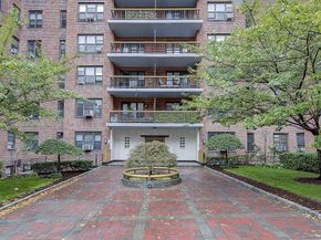 67-76 Booth Street 4F, Forest Hills NY 11375