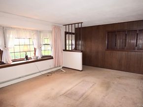 190 Dunton Avenue N, East Patchogue NY 11772