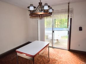 190 Dunton Avenue N, East Patchogue NY 11772