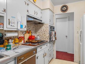 2 Flower Hill Lane, Bay Shore NY 11706