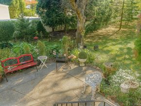 2 Flower Hill Lane, Bay Shore NY 11706