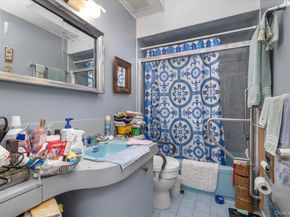 2 Flower Hill Lane, Bay Shore NY 11706
