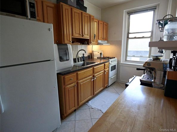3321 Bruckner Blvd. 2J, Bronx NY 10461