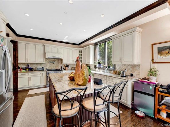 6 Sunset Lane, Hartsdale NY 10530