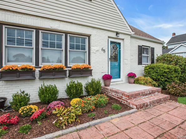 68 Division Avenue, West Sayville NY 11796