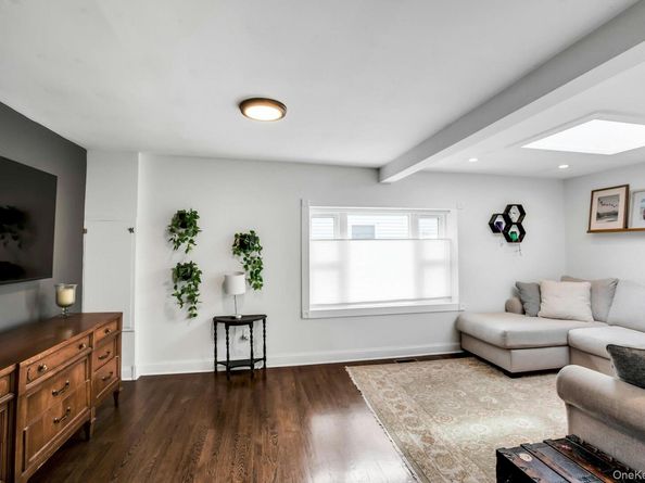 68 Division Avenue, West Sayville NY 11796