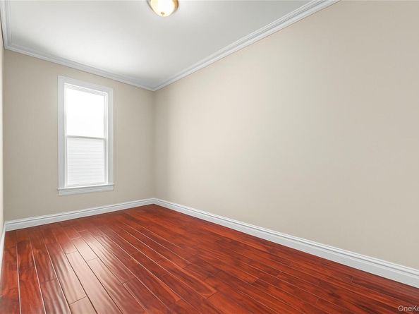 2942 164th Street, Flushing NY 11358