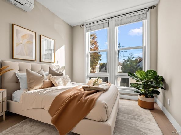 2942 164th Street, Flushing NY 11358