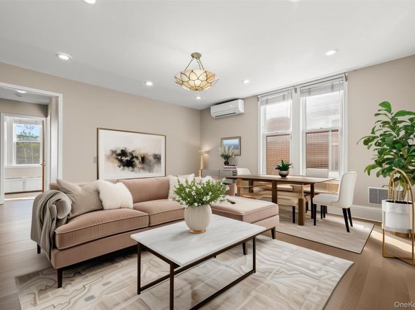 2942 164th Street, Flushing NY 11358