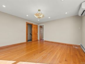 2942 164th Street, Flushing NY 11358