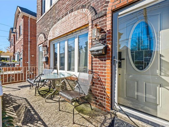 2942 164th Street, Flushing NY 11358