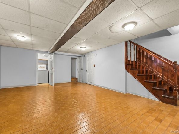 2942 164th Street, Flushing NY 11358