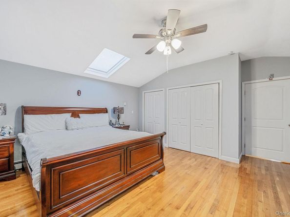 38 Farm Lane, Levittown NY 11756