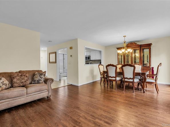 172 Ridgeview Lane, Yorktown Heights NY 10598