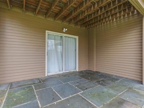 172 Ridgeview Lane, Yorktown Heights NY 10598