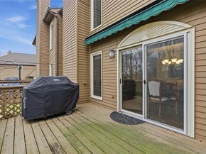 172 Ridgeview Lane, Yorktown Heights NY 10598