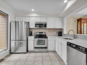 172 Ridgeview Lane, Yorktown Heights NY 10598