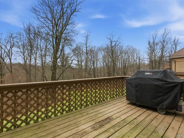 172 Ridgeview Lane, Yorktown Heights NY 10598