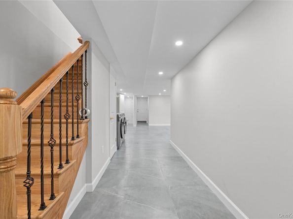 16419 32nd Avenue, Flushing NY 11358