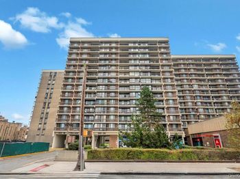 15038 Union Turnpike