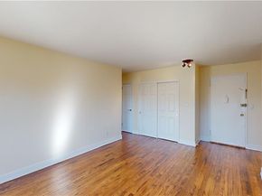 4200 herkimer Place 4e, Bronx NY 10470