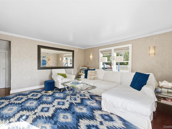 38 Bayside Place, Amityville NY 11701