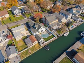 38 Bayside Place, Amityville NY 11701