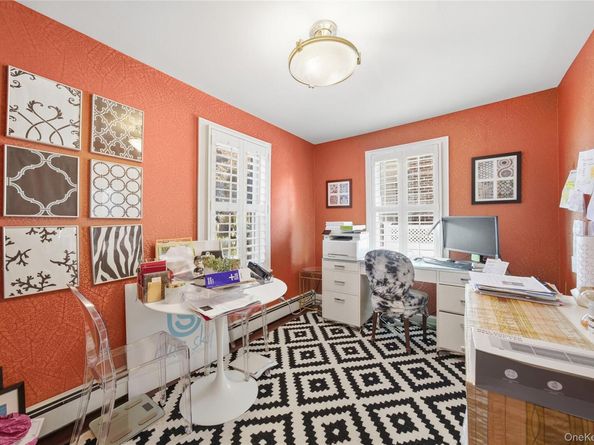 38 Bayside Place, Amityville NY 11701