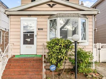 109-29 Van Wyck Expressway