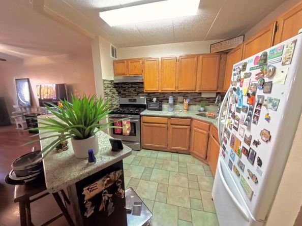 721 Thieriot Avenue, Bronx NY 10473