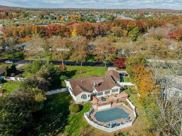 8 Penn Drive, Dix Hills NY 11746