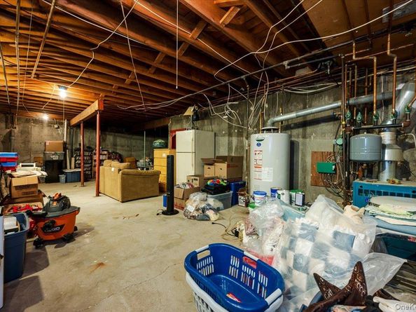 8 Penn Drive, Dix Hills NY 11746