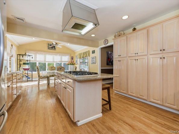 8 Penn Drive, Dix Hills NY 11746