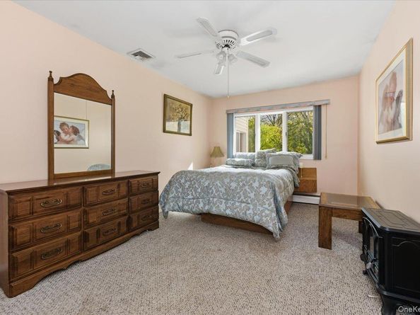 8 Penn Drive, Dix Hills NY 11746