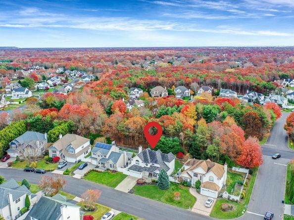 76 Blueberry Ridge Drive, Holtsville NY 11742