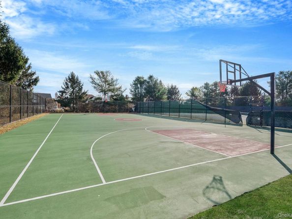 76 Blueberry Ridge Drive, Holtsville NY 11742