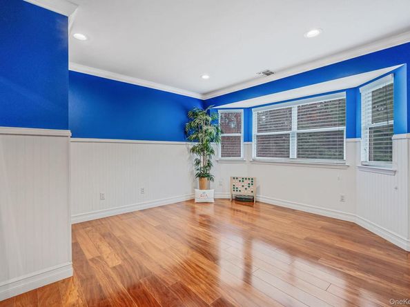 76 Blueberry Ridge Drive, Holtsville NY 11742