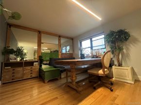 75 knightsbridge Road 1B, Great Neck NY 11021