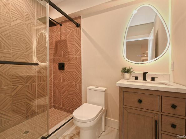 39 Forest Lane, Westbury NY 11590