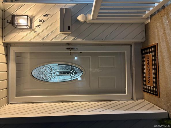 1483 4th Street, West Babylon NY 11704